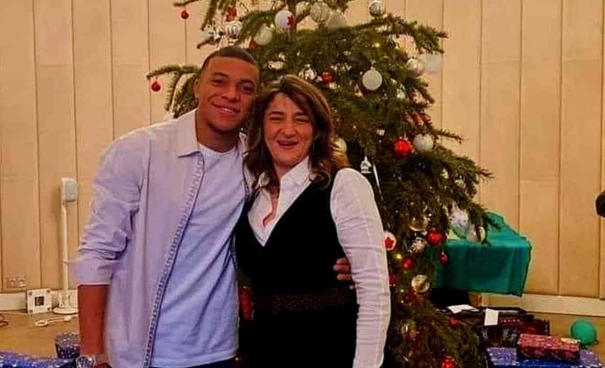 kylian mbappe and his mother