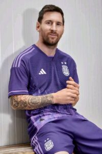 Lionel Messi wearing the new Argentina away shirt for the 2022 World Cup in Qatar. ??