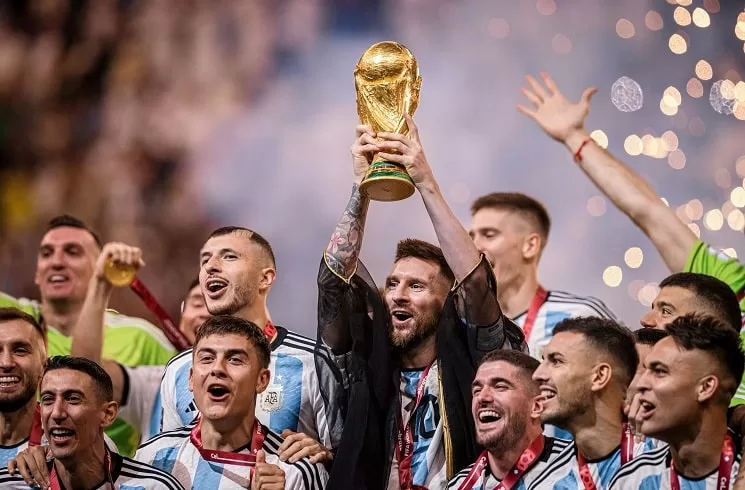 argentina-national-team-world-cup-celebration-trophy