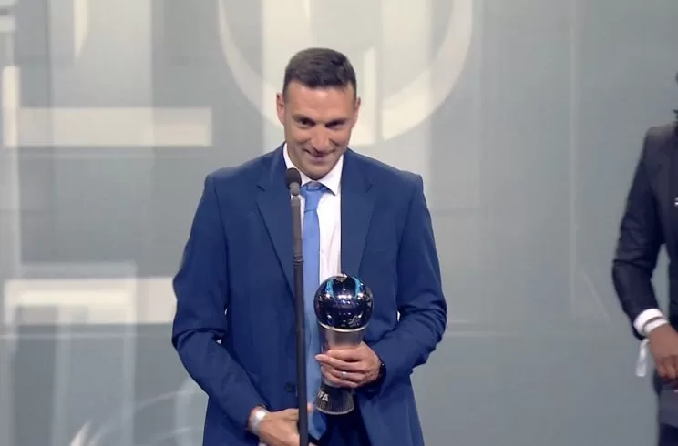 argentina-national-team-coach-lionel-scaloni-best-fifa-coach-award